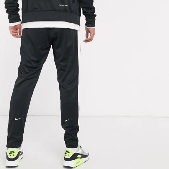 SOLD - Picture 3 of 10